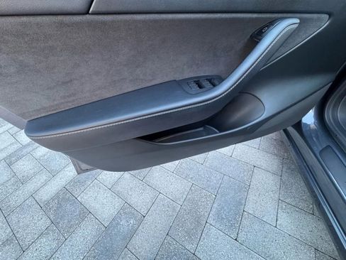 Used 2022 Tesla Model 3 Long Range image 39