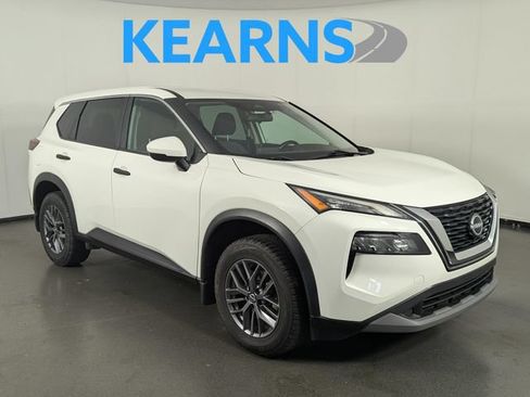 Used 2022 Nissan Rogue S AWD/4WD image 1