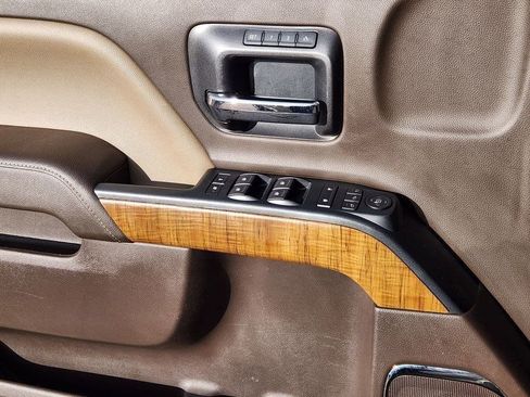 Used 2017 GMC Sierra 1500 SLT image 3