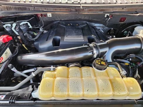 Used 2020 Ford Expedition XLT w/ Equipment Group 202A RWD image 33