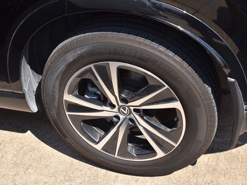Used 2023 Lexus RX 350 Premium w/ Cold Area Package FWD image 9