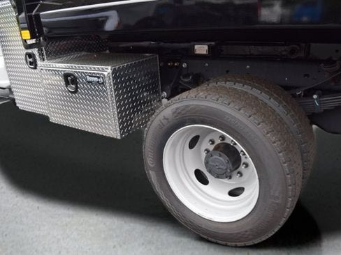 New 2026 Ford F550 4x4 Regular Cab Super Duty image 4