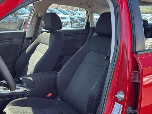 Used 2022 Honda Civic LX image 10