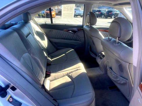 Used 2004 Mercedes-Benz E 320 4MATIC Sedan image 15