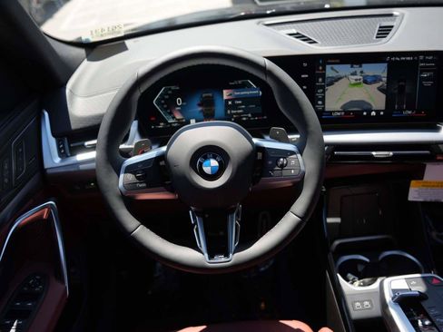 New 2026 BMW X2 xDrive28i w/ M Sport Package AWD/4WD image 8