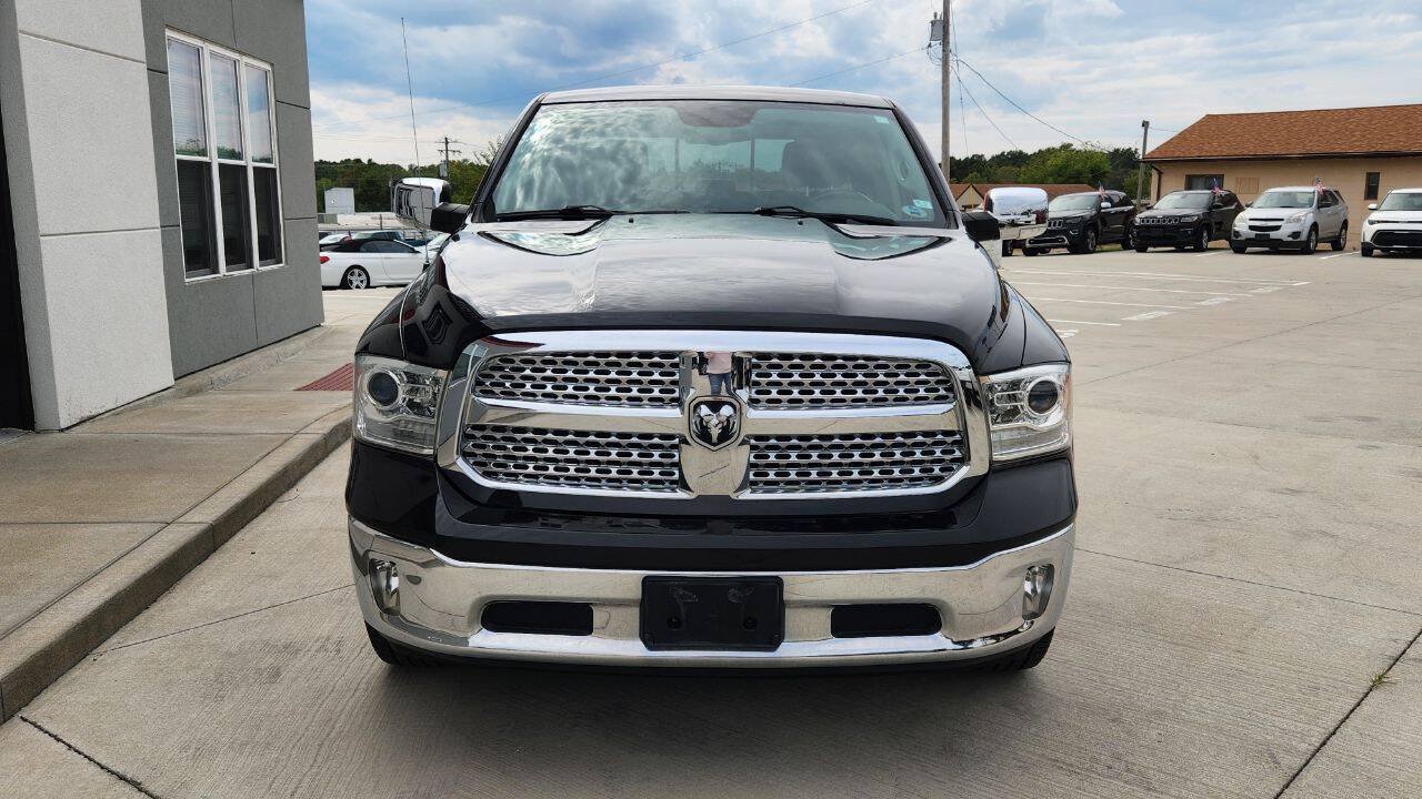 Used 2017 RAM 1500 Laramie AWD/4WD image 9