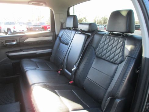 Used 2018 Toyota Tundra Platinum image 21