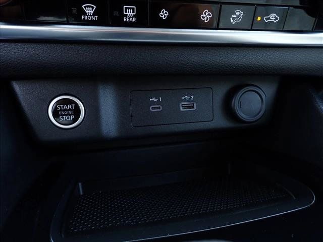 Used 2023 Nissan Rogue SV AWD/4WD image 19
