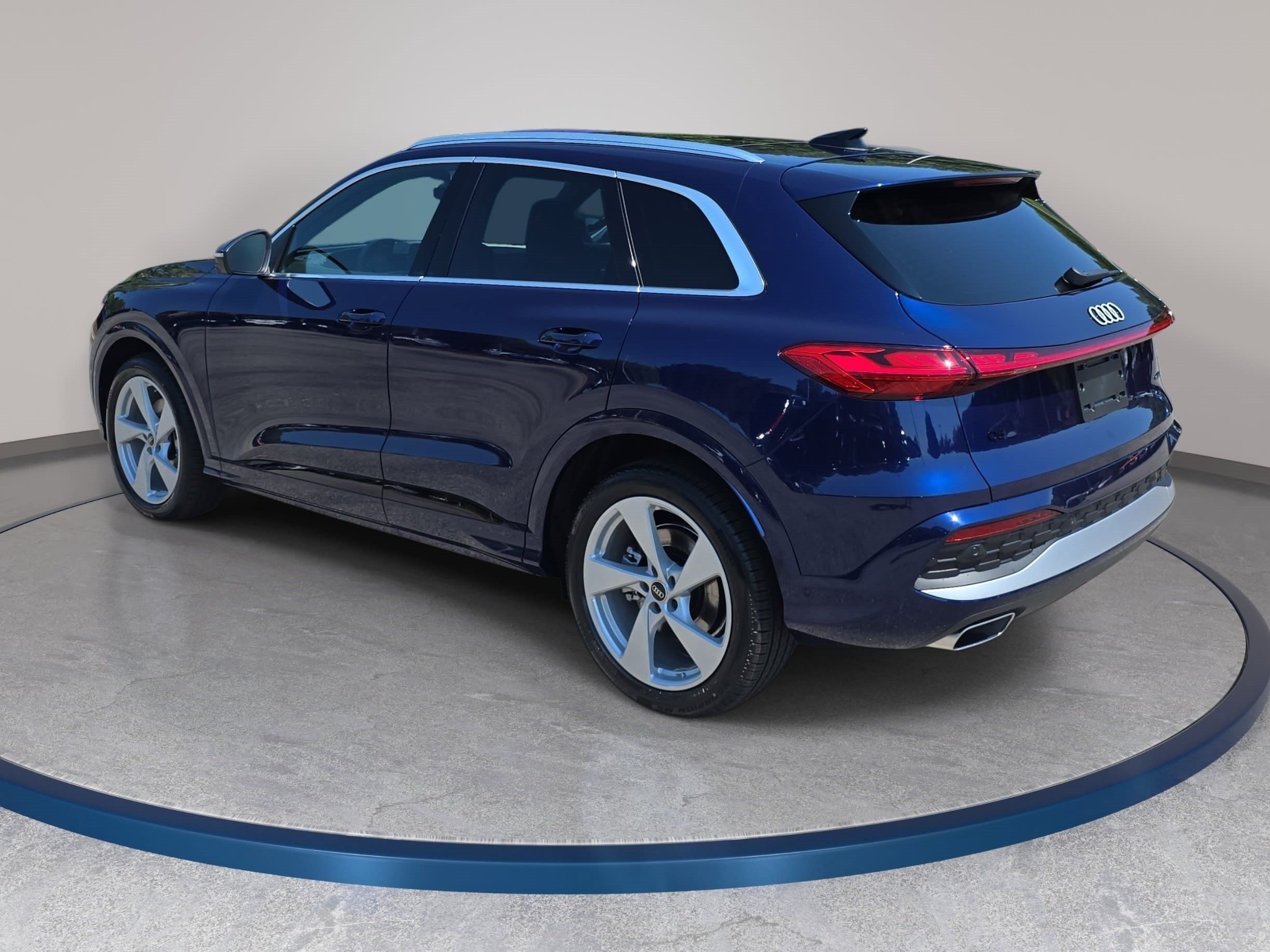 New 2026 Audi Q5 Prestige AWD/4WD image 7