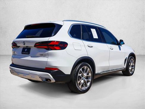 Used 2026 BMW X5 xDrive40i AWD/4WD image 5