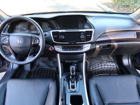 Used 2015 Honda Accord EX-L image 19