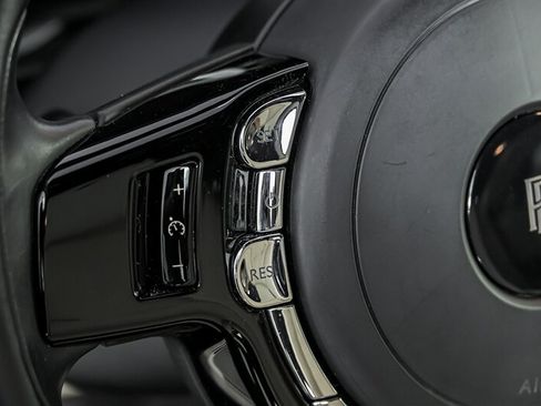 Used 2015 Rolls-Royce Wraith RWD image 23