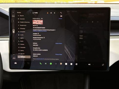 Used 2023 Tesla Model X Plaid image 16