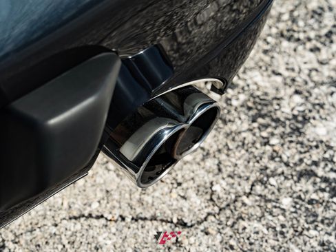 Used 2004 Porsche 911 Carrera 4S image 33