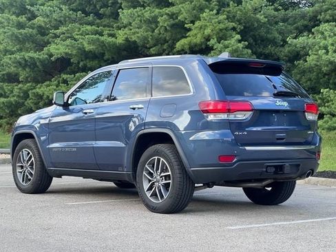 Used 2021 Jeep Grand Cherokee Limited w/ Premium Lighting Group AWD/4WD image 2