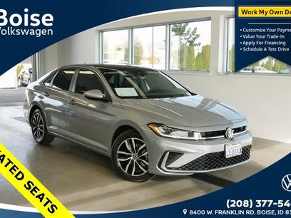 Used 2025 Volkswagen Jetta SE