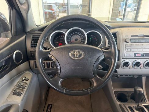 Used 2010 Toyota Tacoma PreRunner RWD image 18