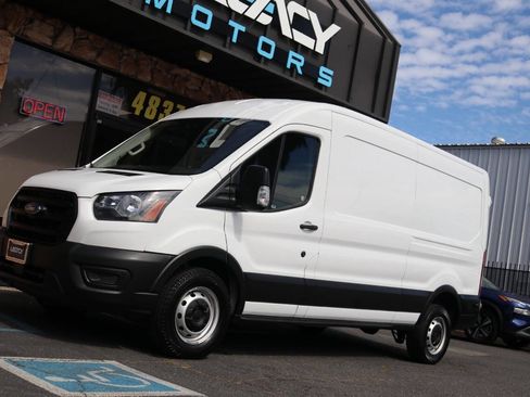 Used 2020 Ford Transit 250 Medium Roof image 10