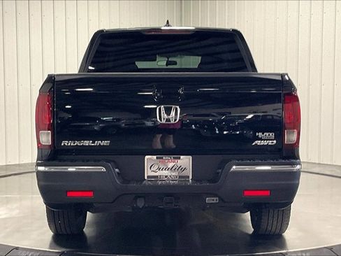 Used 2019 Honda Ridgeline Sport image 4