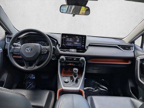 Used 2019 Toyota RAV4 Adventure image 16
