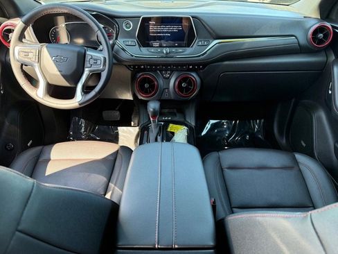 Used 2022 Chevrolet Blazer RS w/ Enhanced Convenience Package image 13
