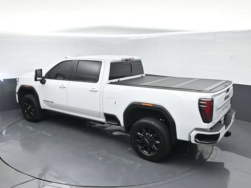 Used 2025 GMC Sierra 2500 AT4 AWD/4WD image 45