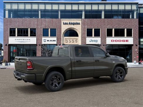 New 2026 RAM 1500 Big Horn AWD/4WD image 4