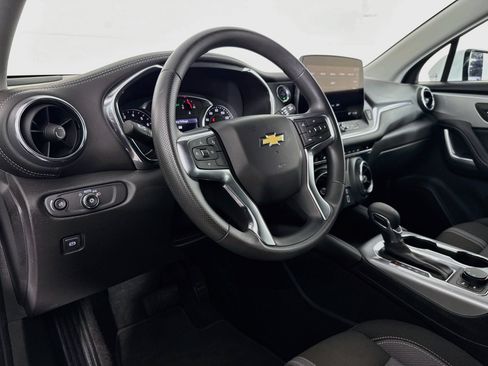Used 2026 Chevrolet Blazer LT FWD image 21