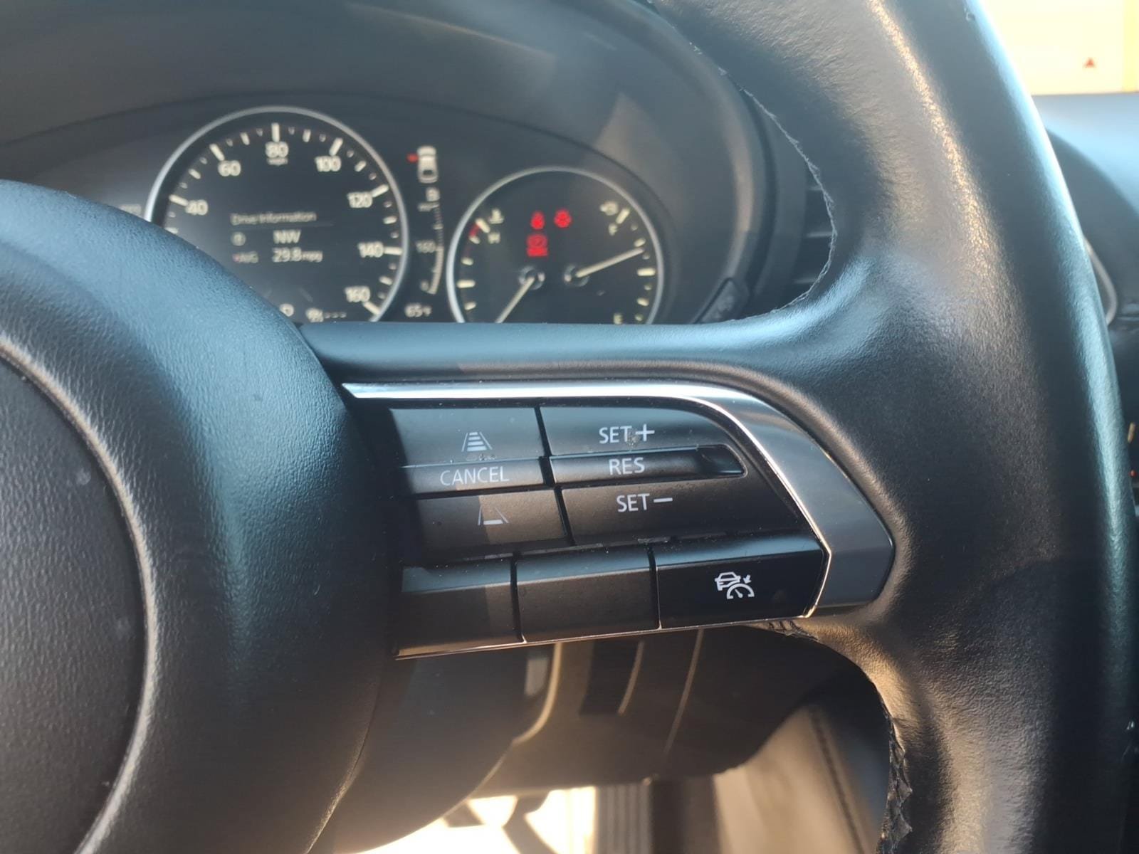 Used 2024 MAZDA MAZDA3 s FWD image 27