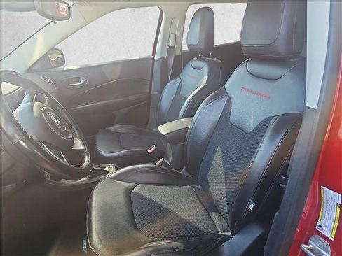 Used 2019 Jeep Compass Trailhawk w/ Cold Weather Group image 19