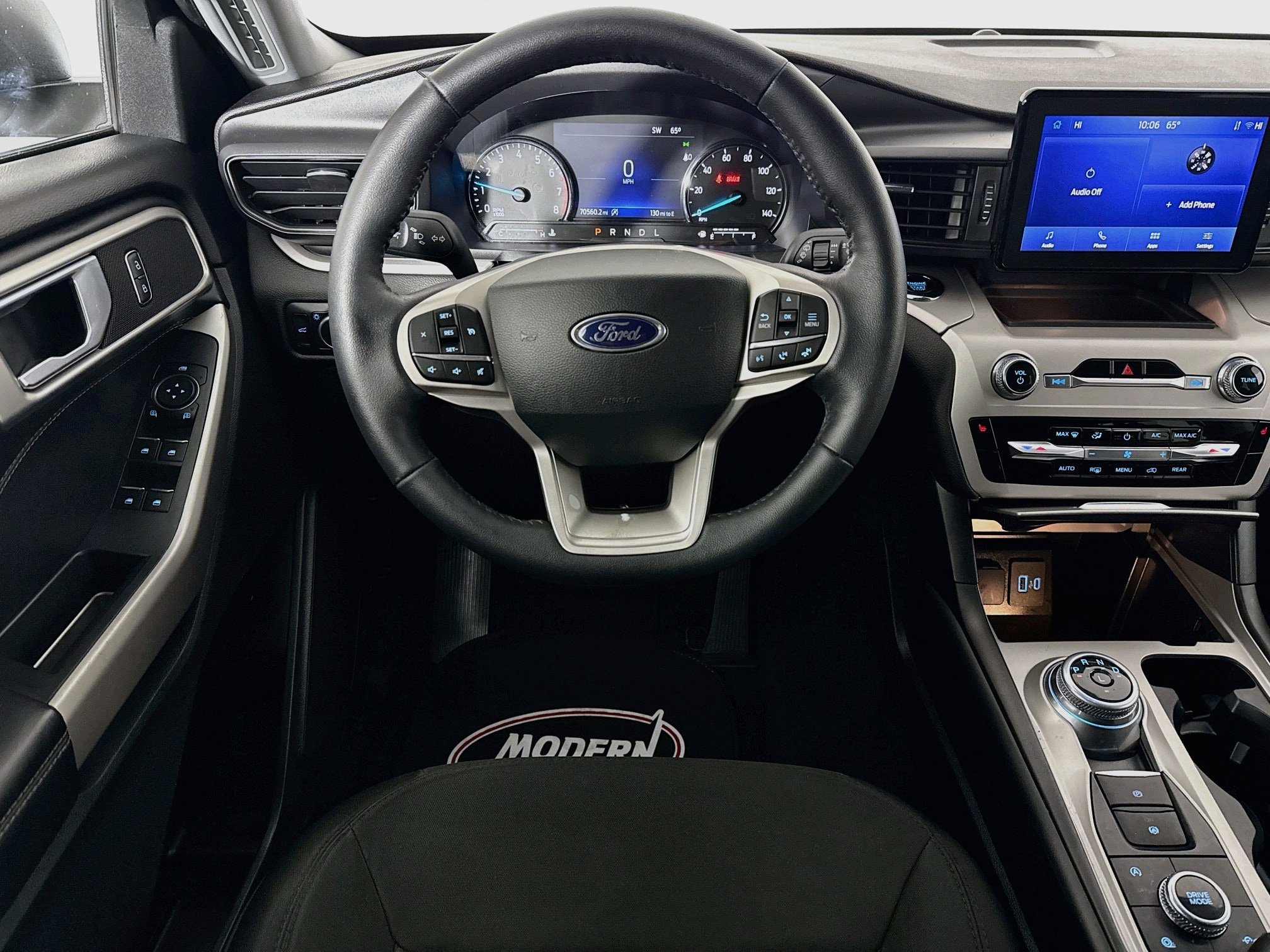 Used 2023 Ford Explorer XLT AWD/4WD image 23