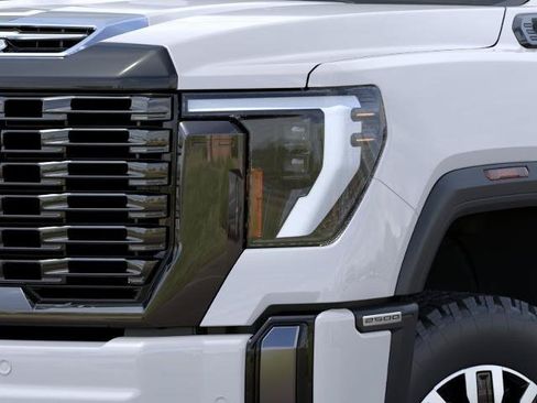 New 2026 GMC Sierra 2500 Denali Ultimate w/ Max Trailering Package AWD/4WD image 10