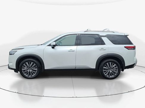 Used 2025 Nissan Pathfinder SL w/ SL Premium Package AWD/4WD image 10