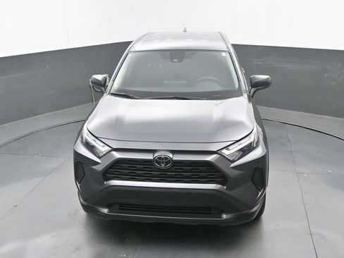 Used 2024 Toyota RAV4 LE FWD image 27