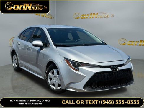 Used 2020 Toyota Corolla L image 3
