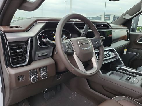 New 2026 GMC Sierra 2500 Denali w/ Denali Reserve Package AWD/4WD image 17