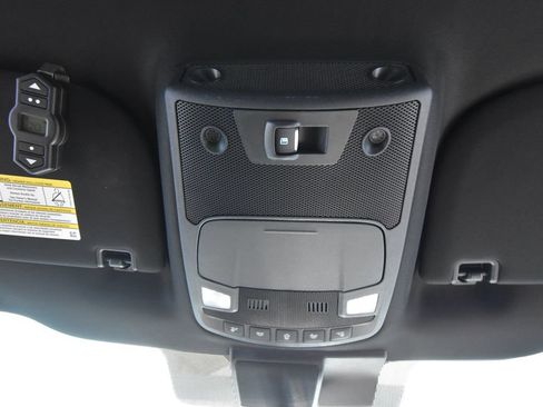 Used 2022 Ford F350 Lariat w/ Lariat Ultimate Package AWD/4WD image 27