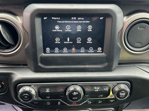 Used 2020 Jeep Wrangler Sport S image 20