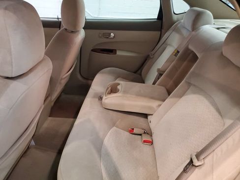Used 2006 Buick LaCrosse CX FWD image 26