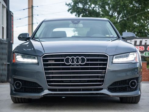 Used 2018 Audi A8 L 4.0T image 2