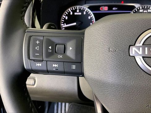 New 2026 Nissan Pathfinder SV image 28