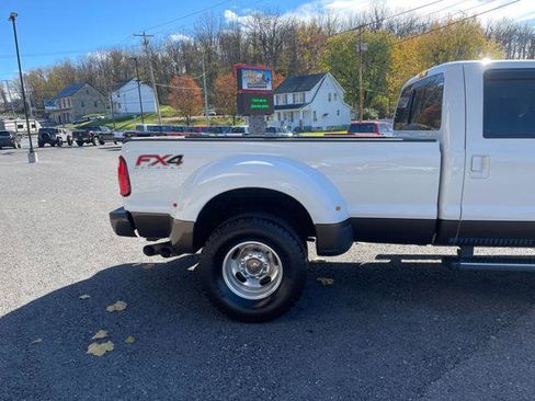 Used 2015 Ford F350 King Ranch w/ King Ranch w/Chrome Package image 8