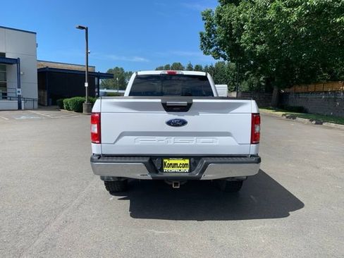 Used 2019 Ford F150 XLT w/ Equipment Group 302A Luxury AWD/4WD image 4