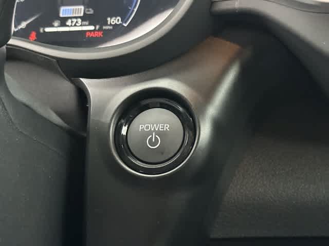 Used 2026 Toyota Sienna XLE Woodland Edition AWD/4WD image 11