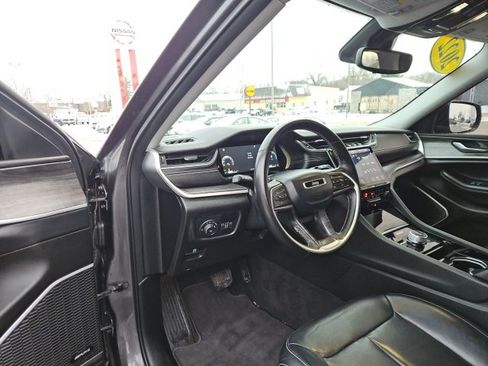 Used 2022 Jeep Grand Cherokee L Limited image 33