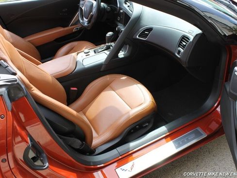 Used 2016 Chevrolet Corvette Stingray Convertible w/ 2LT Preferred Equipment Group image 20