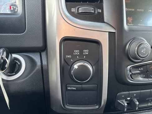 Used 2017 RAM 2500 SLT w/ Comfort Group image 17