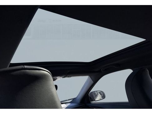 New 2026 Jeep Compass Trailhawk w/ Sun, Sound & Navigation Group image 21