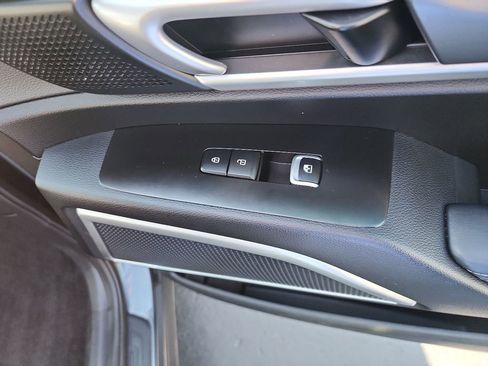 Used 2021 Kia Telluride LX image 39