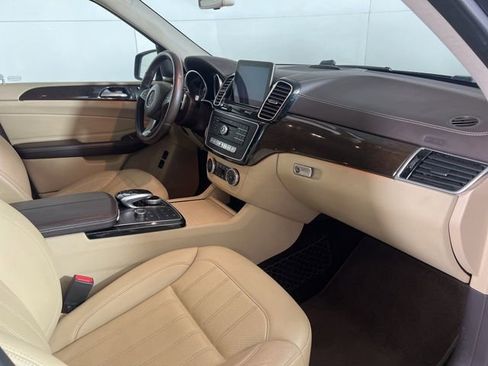 Used 2017 Mercedes-Benz GLS 450 4MATIC image 11